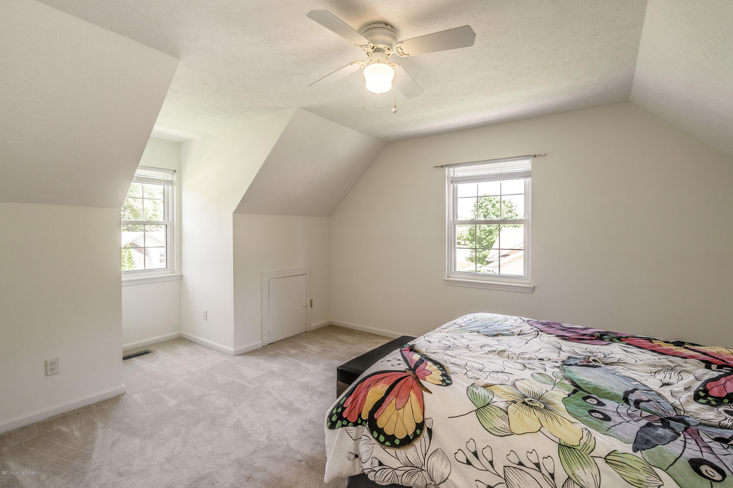 8316 Silver Fox Road Louisville, KY 40291 - Photo 23 of 48 8316 Silver Fox Rd-35