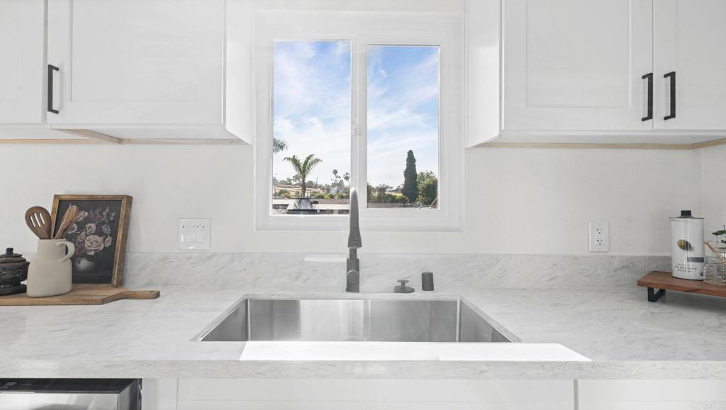 1636 Folkestone Street Spring Valley, CA 91977 - Photo 11 of 36