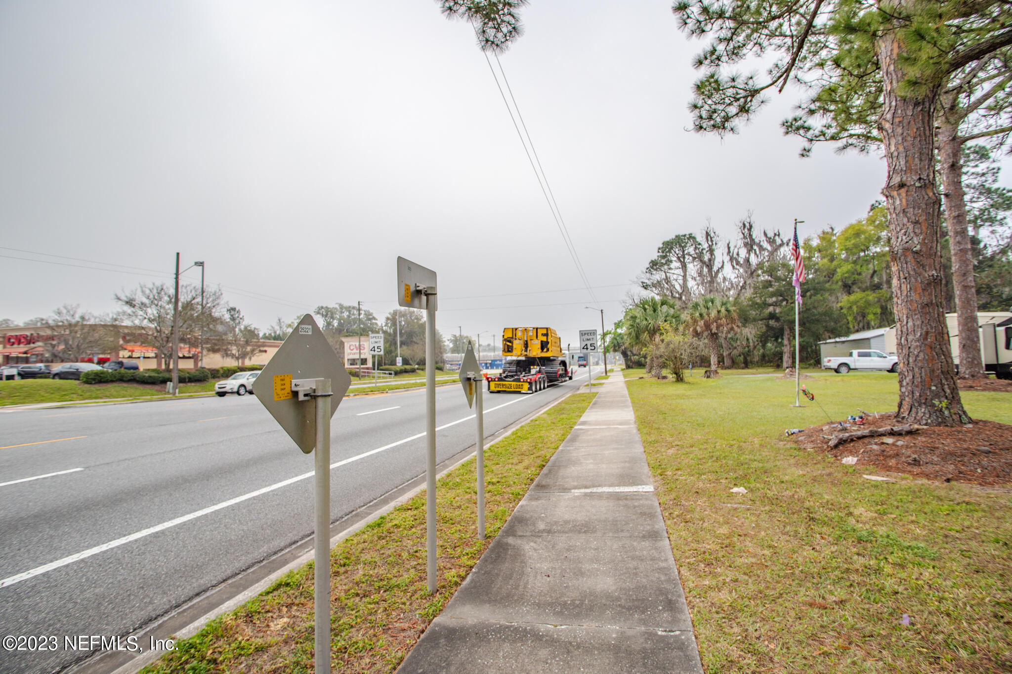 6004 Highway 301 Hawthorne, FL 32640 - Photo 12 of 22 a view of swimming pool from a balcony