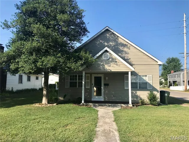 $128,000 | 501 State Street, Dupo, IL 62239