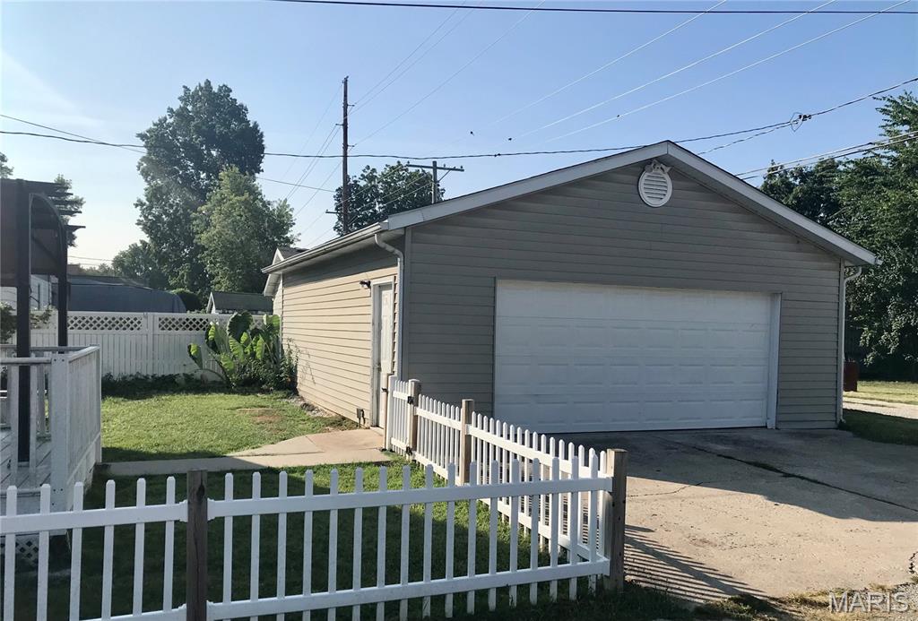 501 State Street Dupo, IL 62239 - Photo 5 of 16