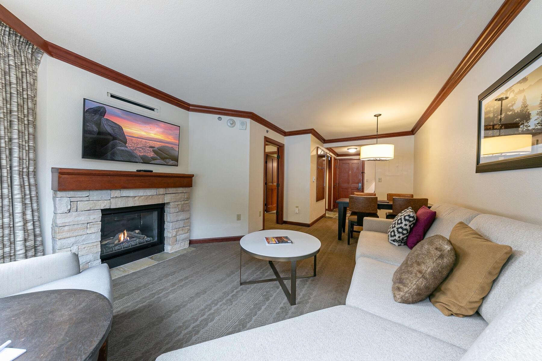 400 Squaw Creek Road, Unit 333 Olympic Valley, CA 96146 - Photo 2 of 28