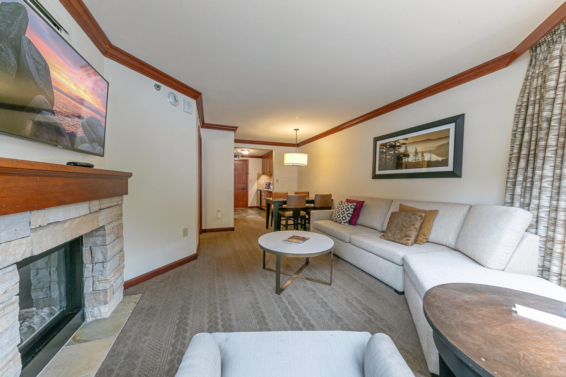 400 Squaw Creek Road, Unit 333 Olympic Valley, CA 96146 - Photo 7 of 28