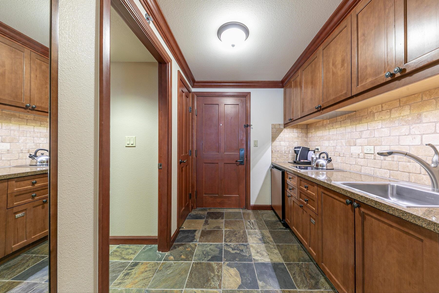400 Squaw Creek Road, Unit 333 Olympic Valley, CA 96146 - Photo 9 of 28