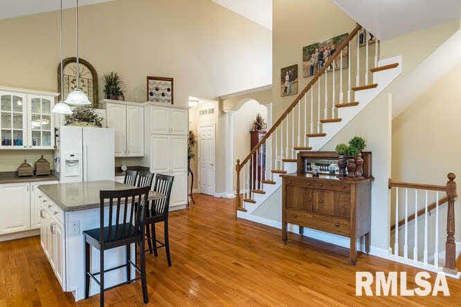 2559 Canterbury Road Muscatine, IA 52761 - Photo 5 of 24 Gallery Image 5