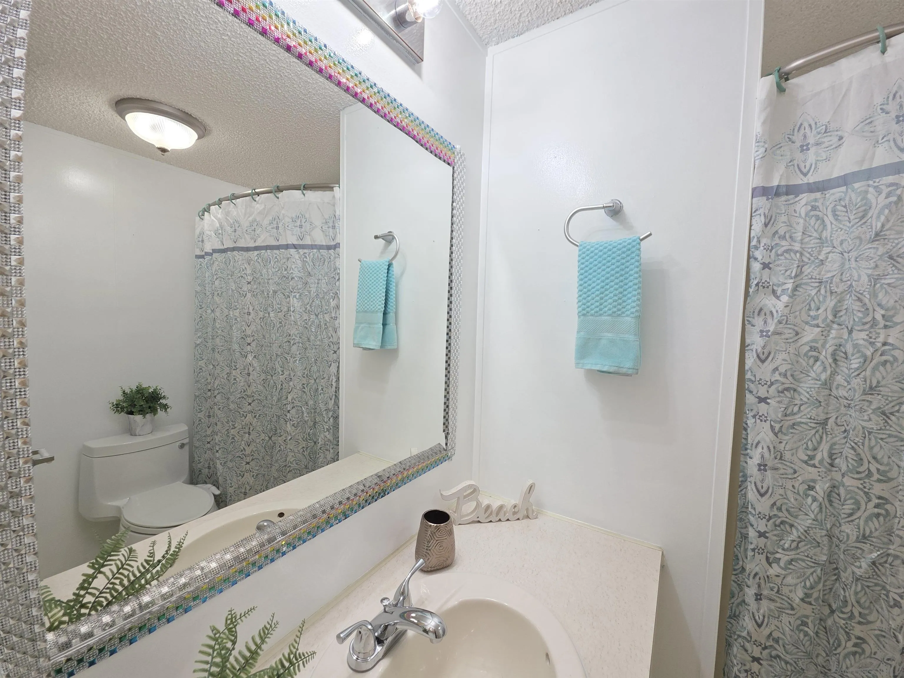 4832 Old Cliffs Road San Diego, CA 92120 - Photo 21 of 48 Bathroom