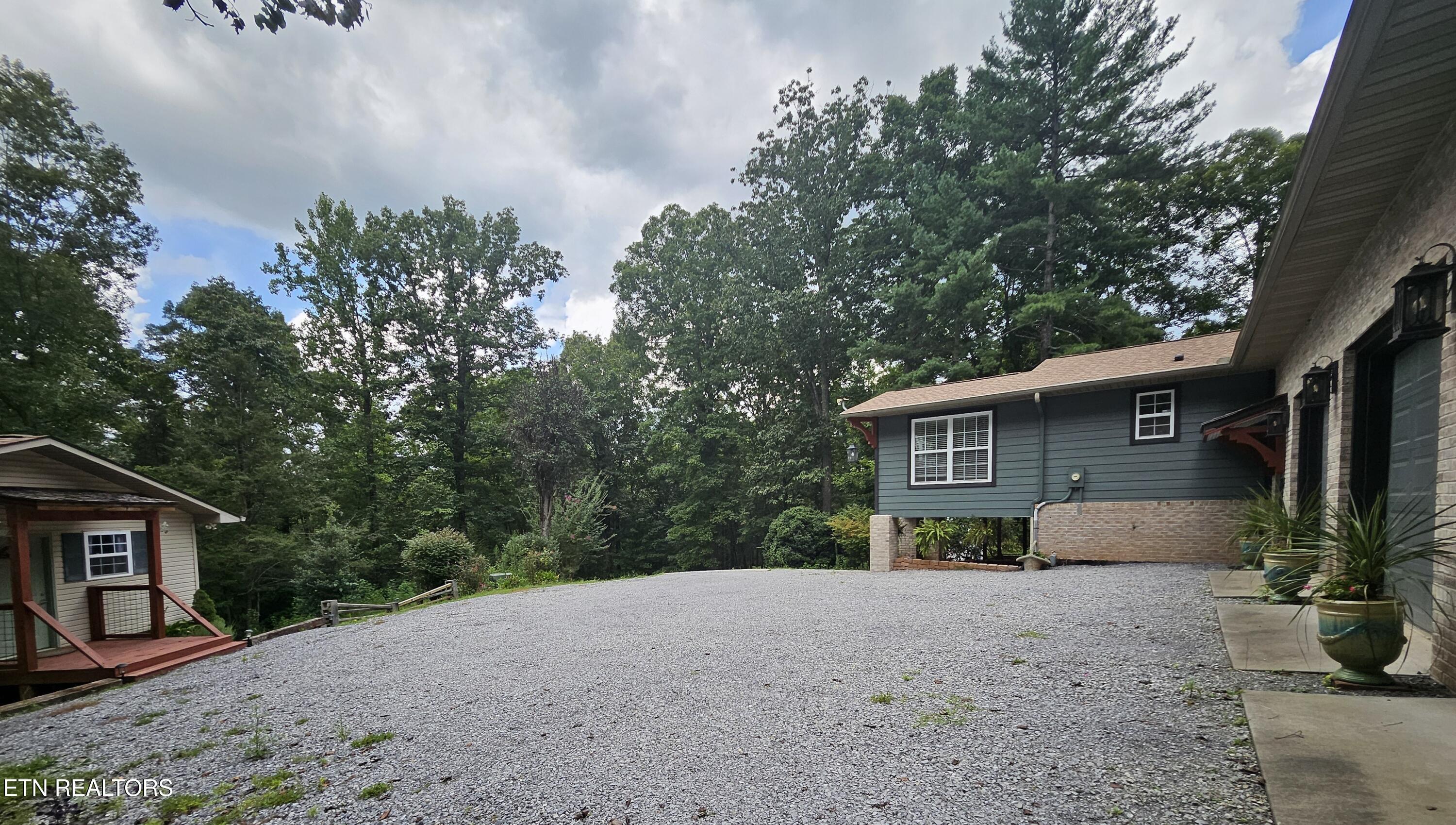 2346 Jericho Road Maryville, TN 37803 - Photo 5 of 33 Front House 1