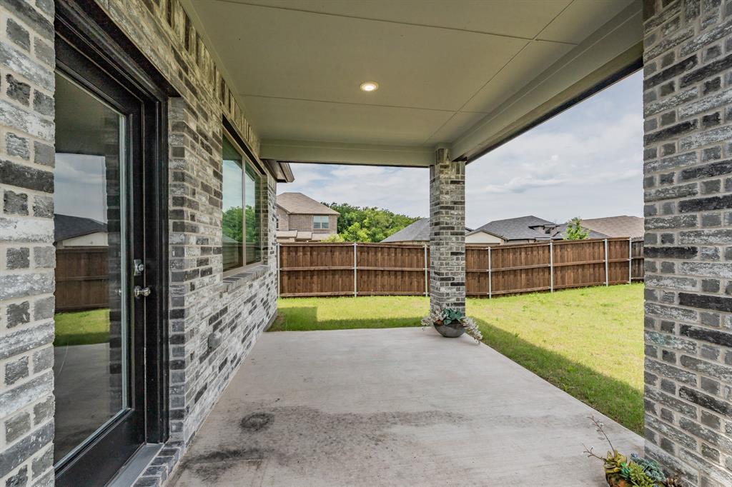 3202 Glorioso Drive Royse City, TX 75189 - Photo 11 of 40 a view of outdoor space and balcony