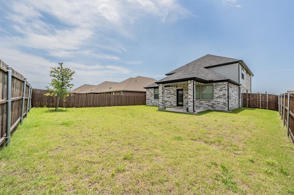 3202 Glorioso Drive Royse City, TX 75189 - Photo 8 of 40 a house view with swimming pool in front of it
