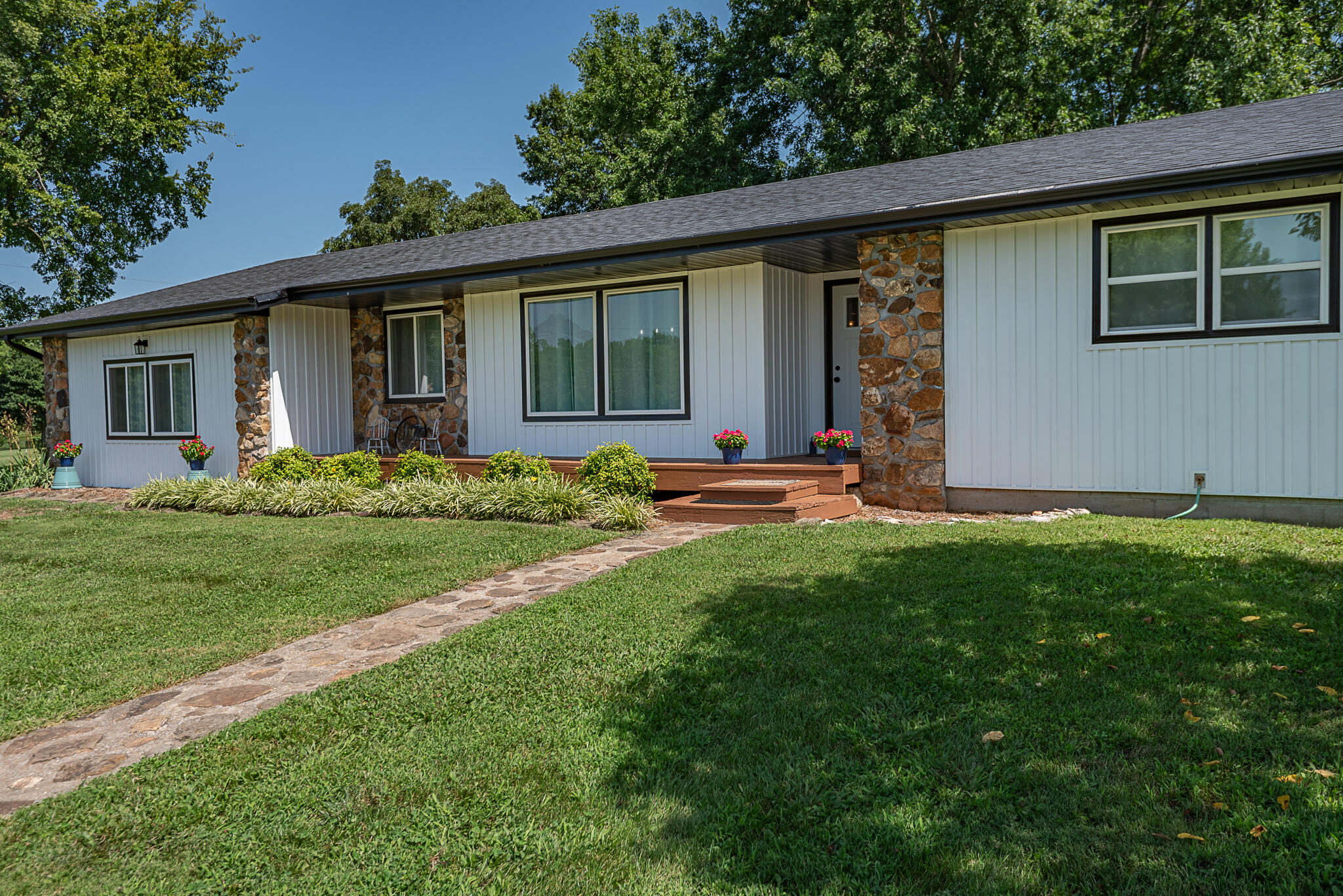 1905 East Webb Road Ozark, MO 65721 - Photo 4 of 81 webb-4