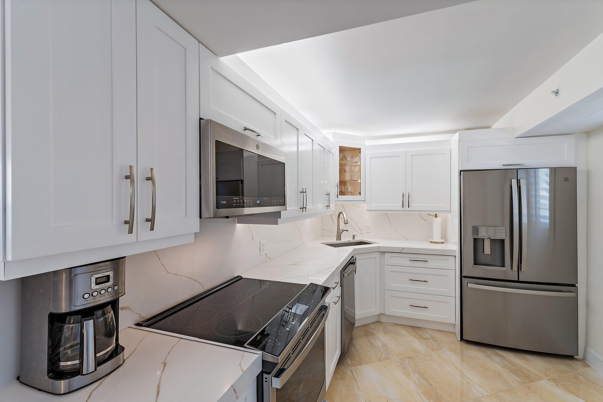400 Ocean Trail Way, Unit 804 Jupiter, FL 33477 - Photo 10 of 32 012-400OceanTrailWay-804-Jupiter-SMALL