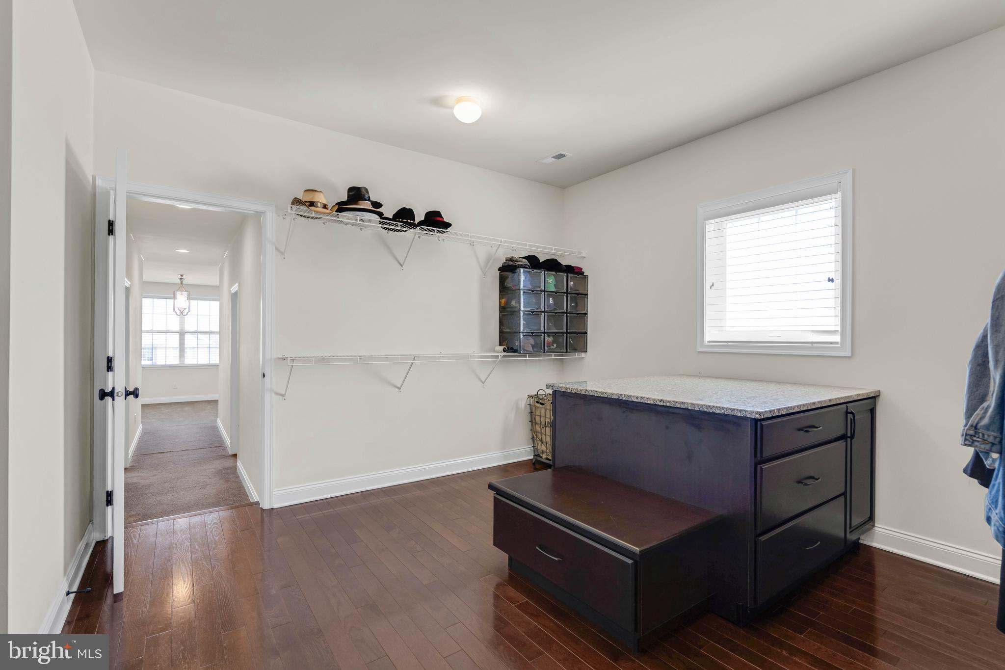1045 Matthew Way New Castle, DE 19720 - Photo 28 of 62 a room with furniture and wooden floor