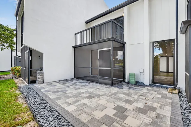 $549,900 | 3402 Bridgewood Drive, Boca Raton, FL 33434