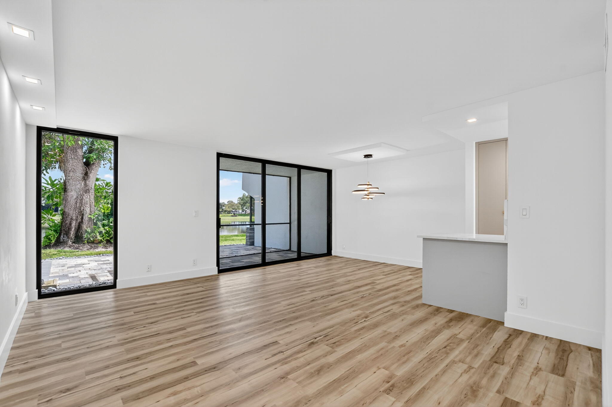 3402 Bridgewood Drive Boca Raton, FL 33434 - Photo 9 of 66 Living / Dining