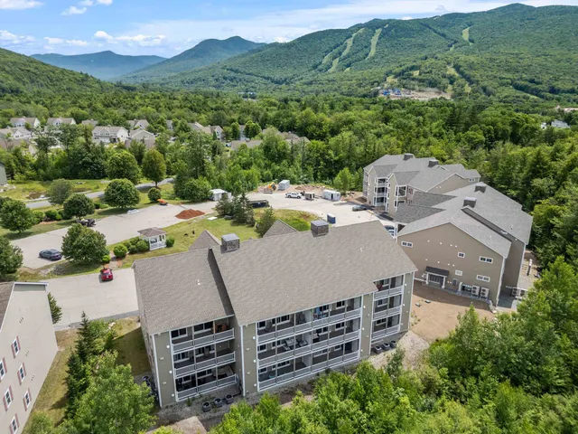 $595,000 | 12 Twin Tip Terrace, Unit 10, Lincoln, NH 03251