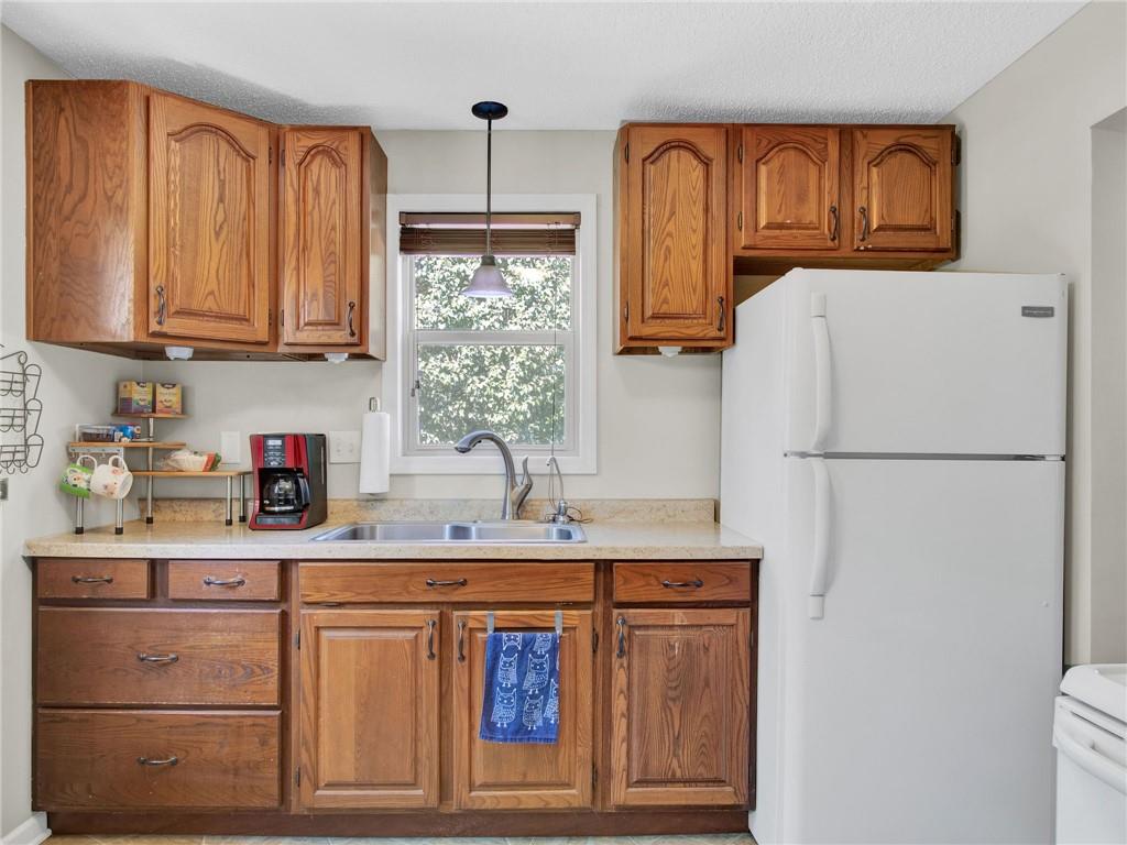 331 West Stop 11 Road Indianapolis, IN 46217 - Photo 14 of 32 Gallery Image 14