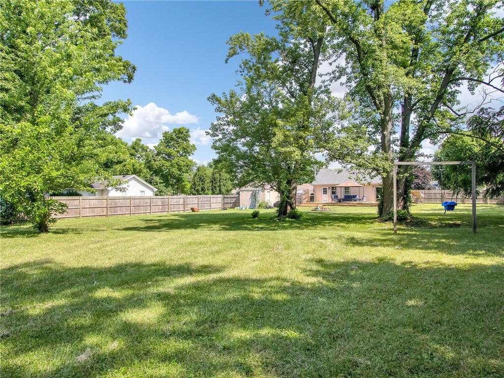 331 West Stop 11 Road Indianapolis, IN 46217 - Photo 27 of 32 Gallery Image 27