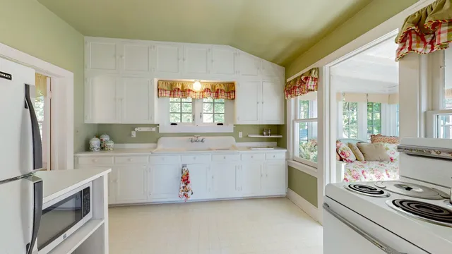 $8,250,000 | N1211 East Side Road, Birchwood, WI 54817