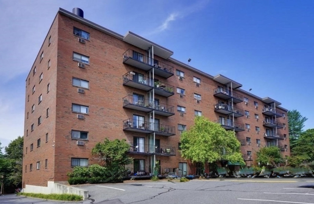 1321 Worcester Road, Unit 303 Framingham, MA 01701 - Photo 3 of 24