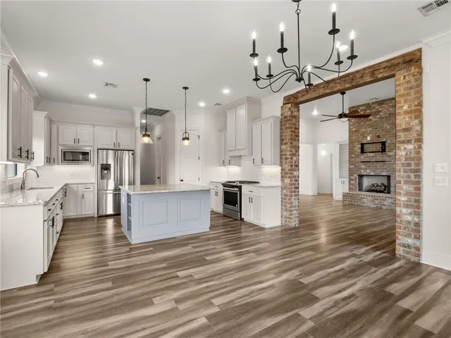 $506,000 | 1317 Bonaire Trace, Alexandria, LA 71303