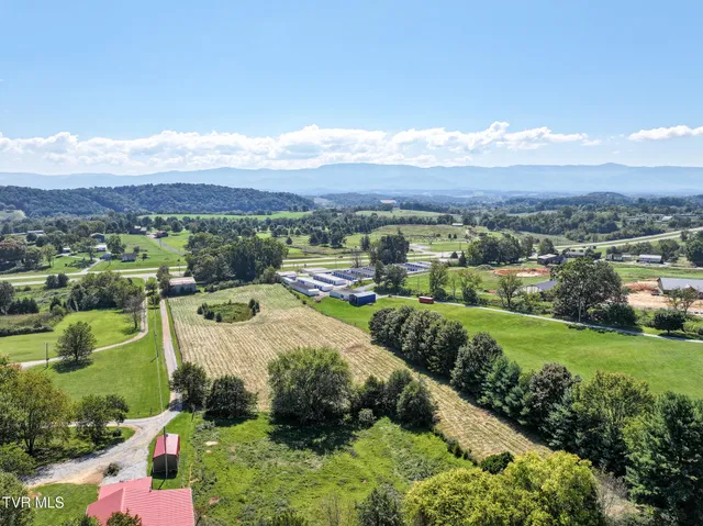 $359,900 | 6525 East Andrew Johnson Highway, Chuckey, TN 37641