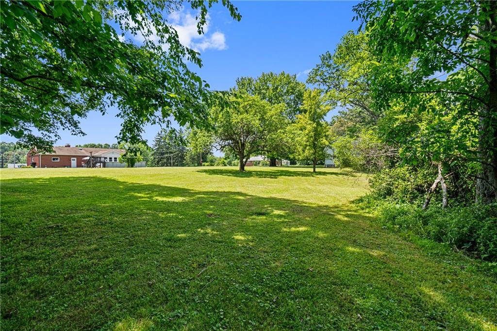 642 Wallace Run Road Beaver Falls, PA 15010 - Photo 8 of 34