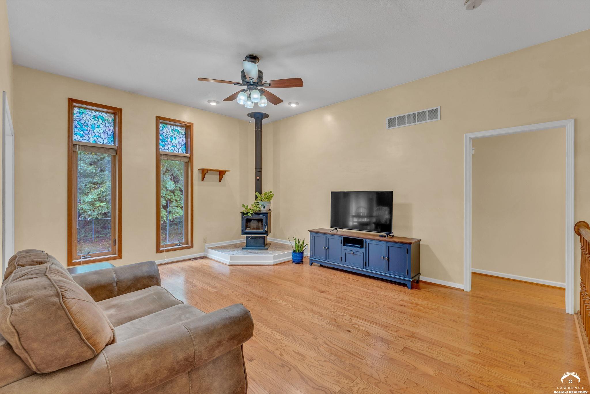 681 North 1495th Road Lawrence, KS 66049 - Photo 20 of 65 Gallery Image 20