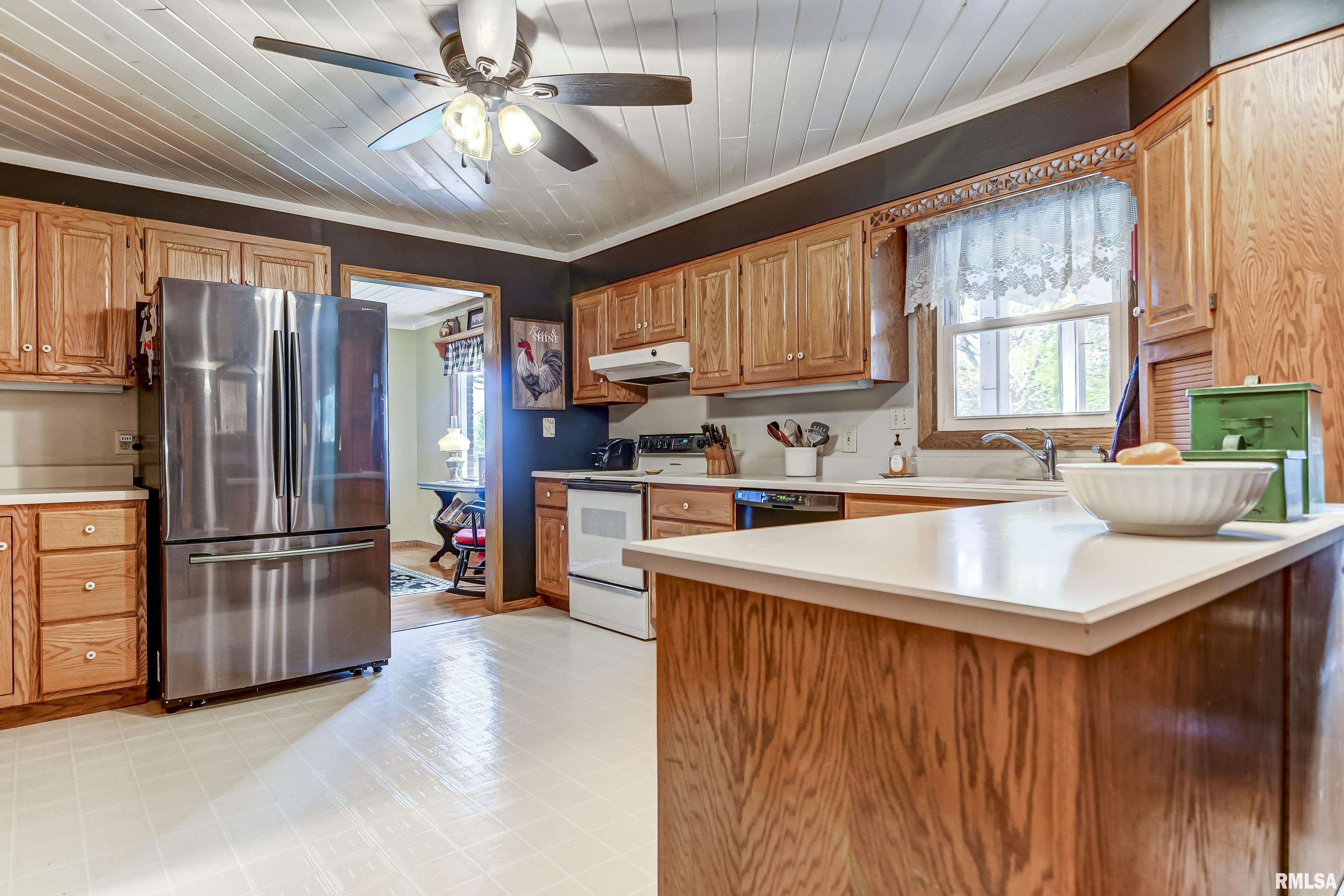 39 Carole Road Springfield, IL 62711 - Photo 12 of 59