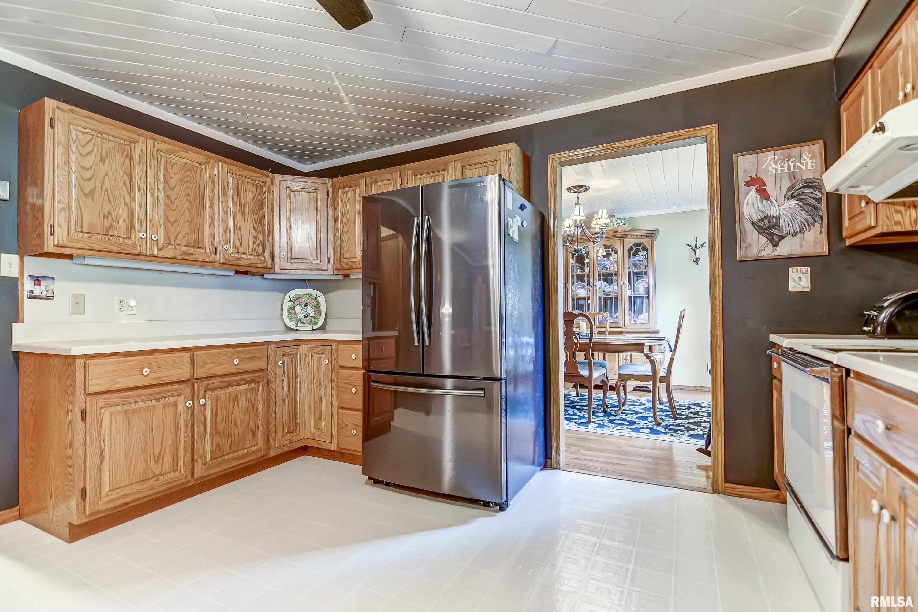 39 Carole Road Springfield, IL 62711 - Photo 14 of 59