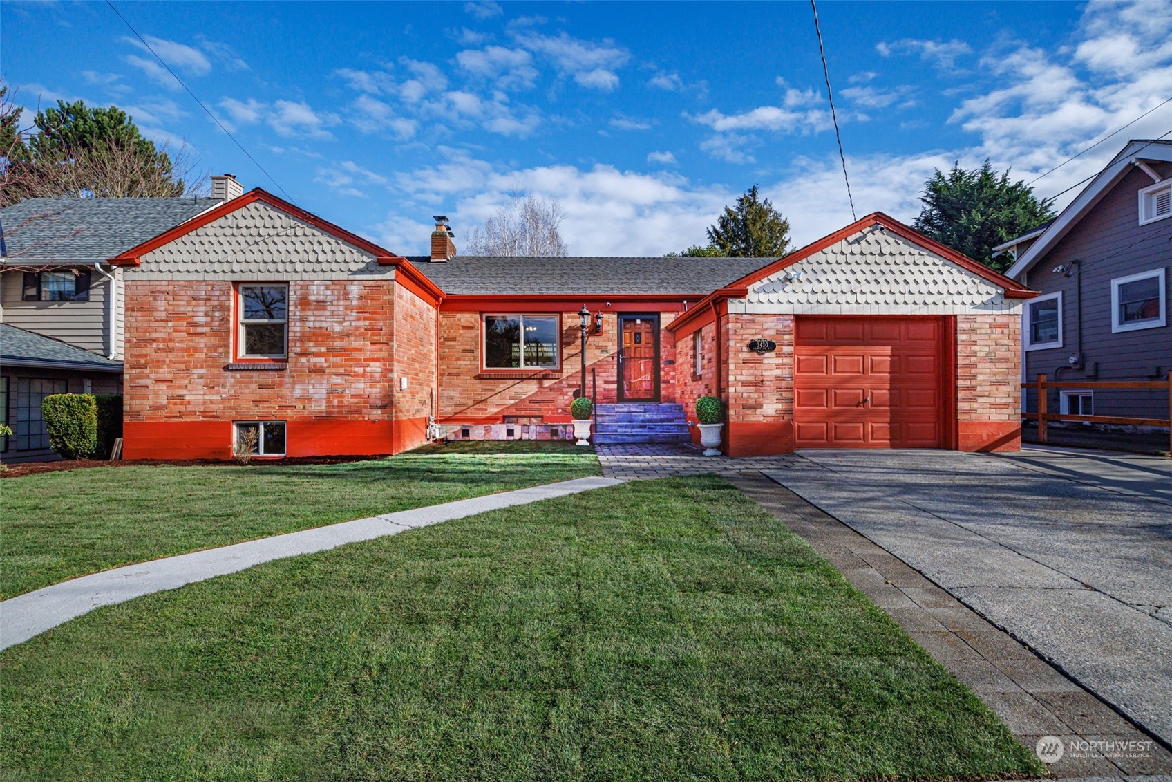 3430 Walnut Avenue Southwest Seattle, WA 98116 - Photo 1 of 39 Gallery Image 1