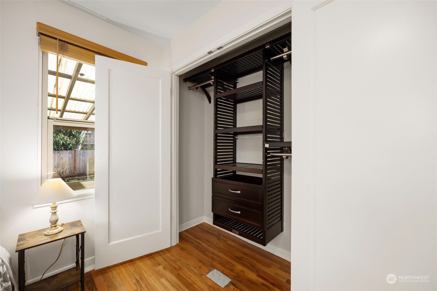 3430 Walnut Avenue Southwest Seattle, WA 98116 - Photo 15 of 39 Gallery Image 15