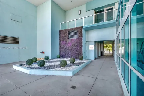 $529,999 | 1900 North Bayshore Drive, Unit 4606, Miami, FL 33132