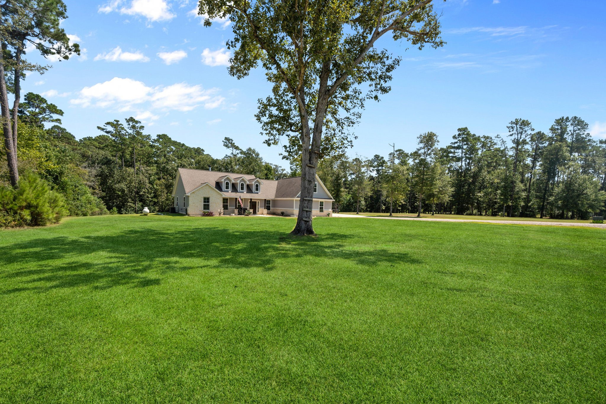 35 County Road 6324 Dayton, TX 77535 - Photo 6 of 39