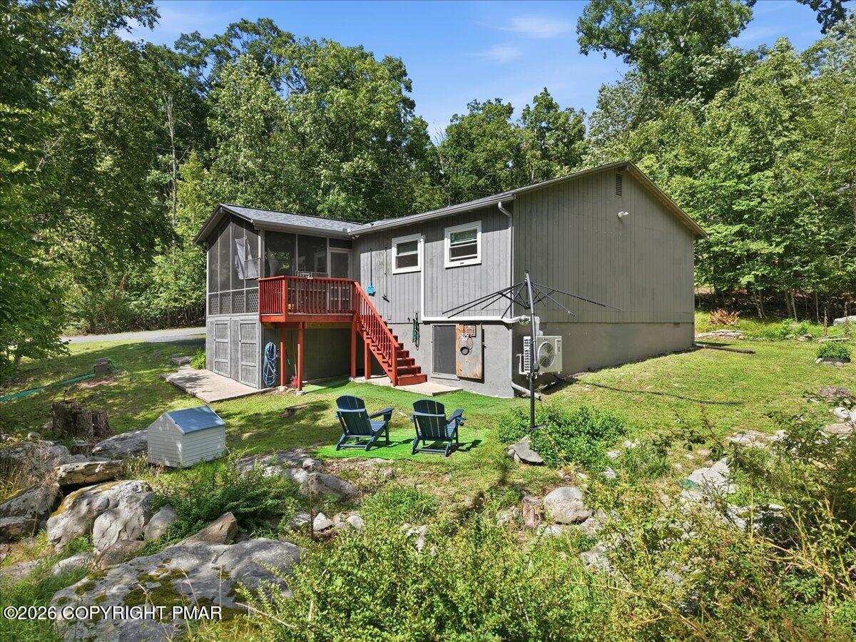 109 Stuart Place Bushkill, PA 18324 - Photo 30 of 52 38-050_dji_fly_20260803_152534_0755_1785