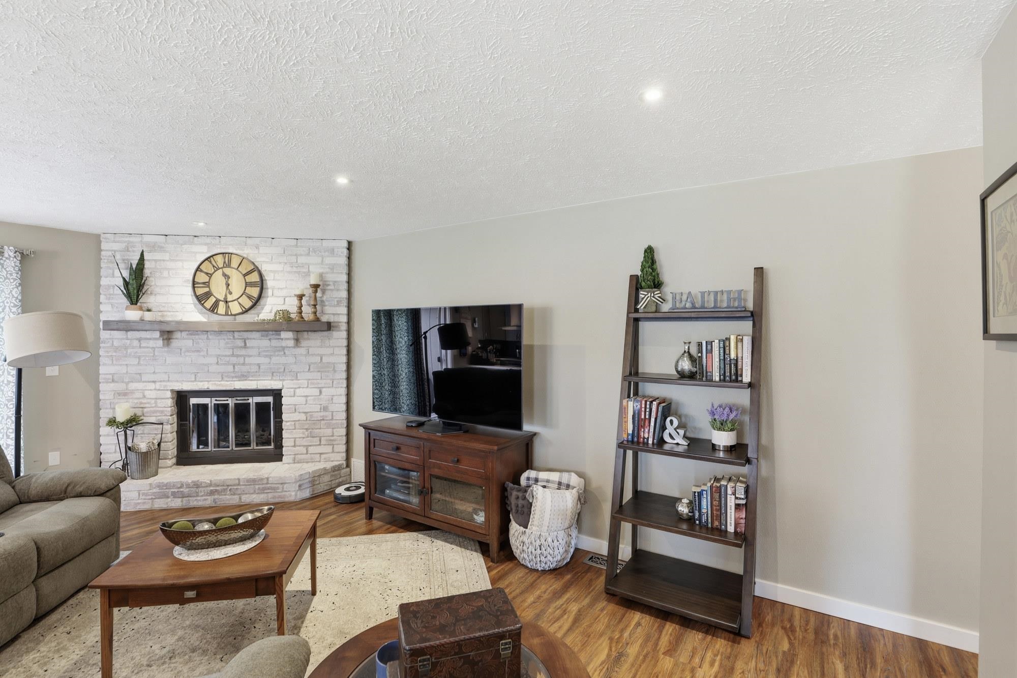 15714 Gleneden Spokane, WA 99208 - Photo 7 of 48