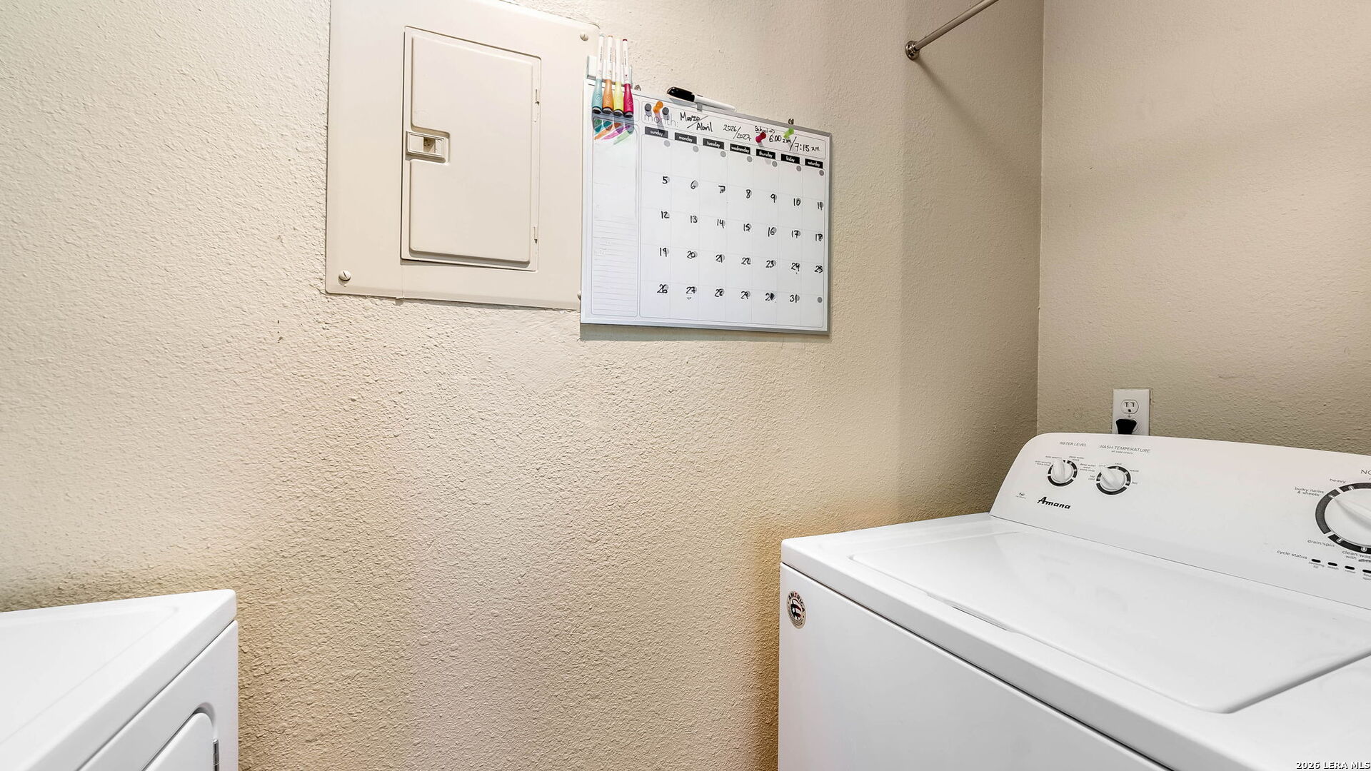 14343 Judson Road, Unit 1201 San Antonio, TX 78233 - Photo 9 of 11 a utility room with dryer and washer