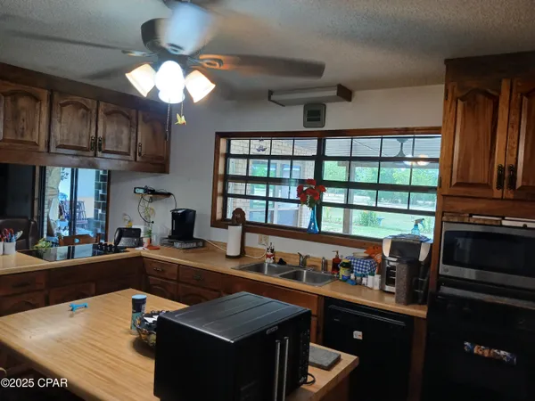 $437,500 | 6694 Wolf Pond Road, Bascom, FL 32423