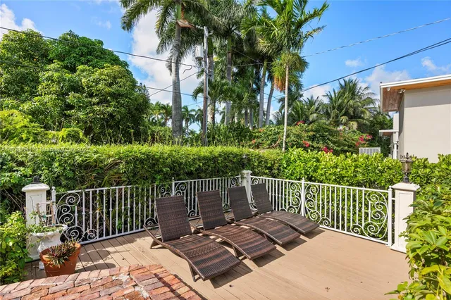 $12,000 | 1223 Jackson Street, Hollywood, FL 33019