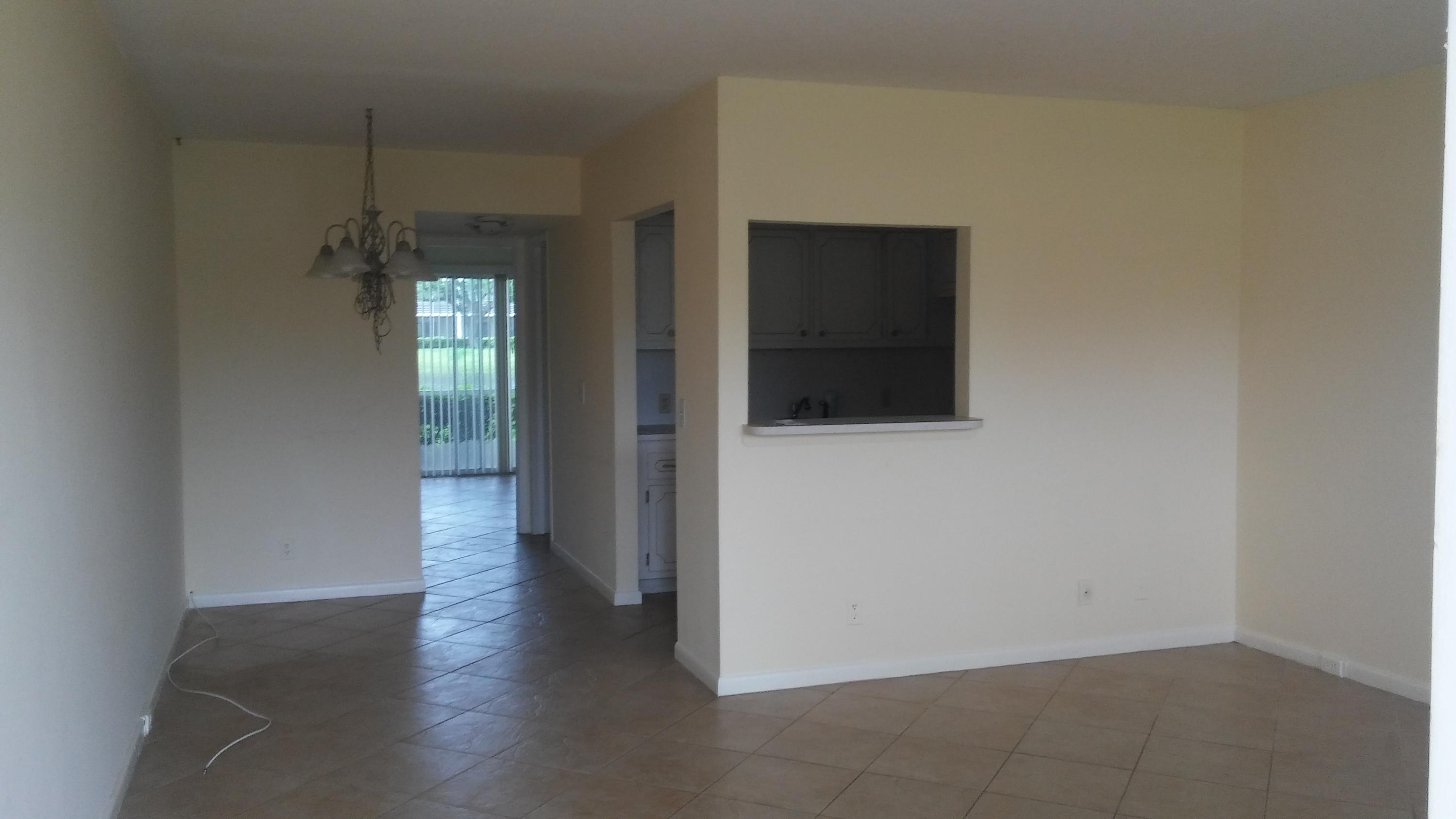 512 Fanshaw M, Unit 512 Boca Raton, FL 33434 - Photo 4 of 14 20180601_122944 (1)