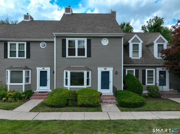 $439,900 | 214 Georgetown Drive, Unit 214, Glastonbury, CT 06033