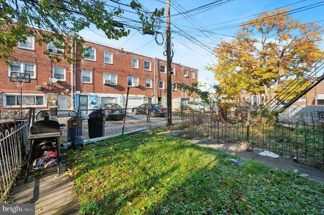 a view of a building with garden