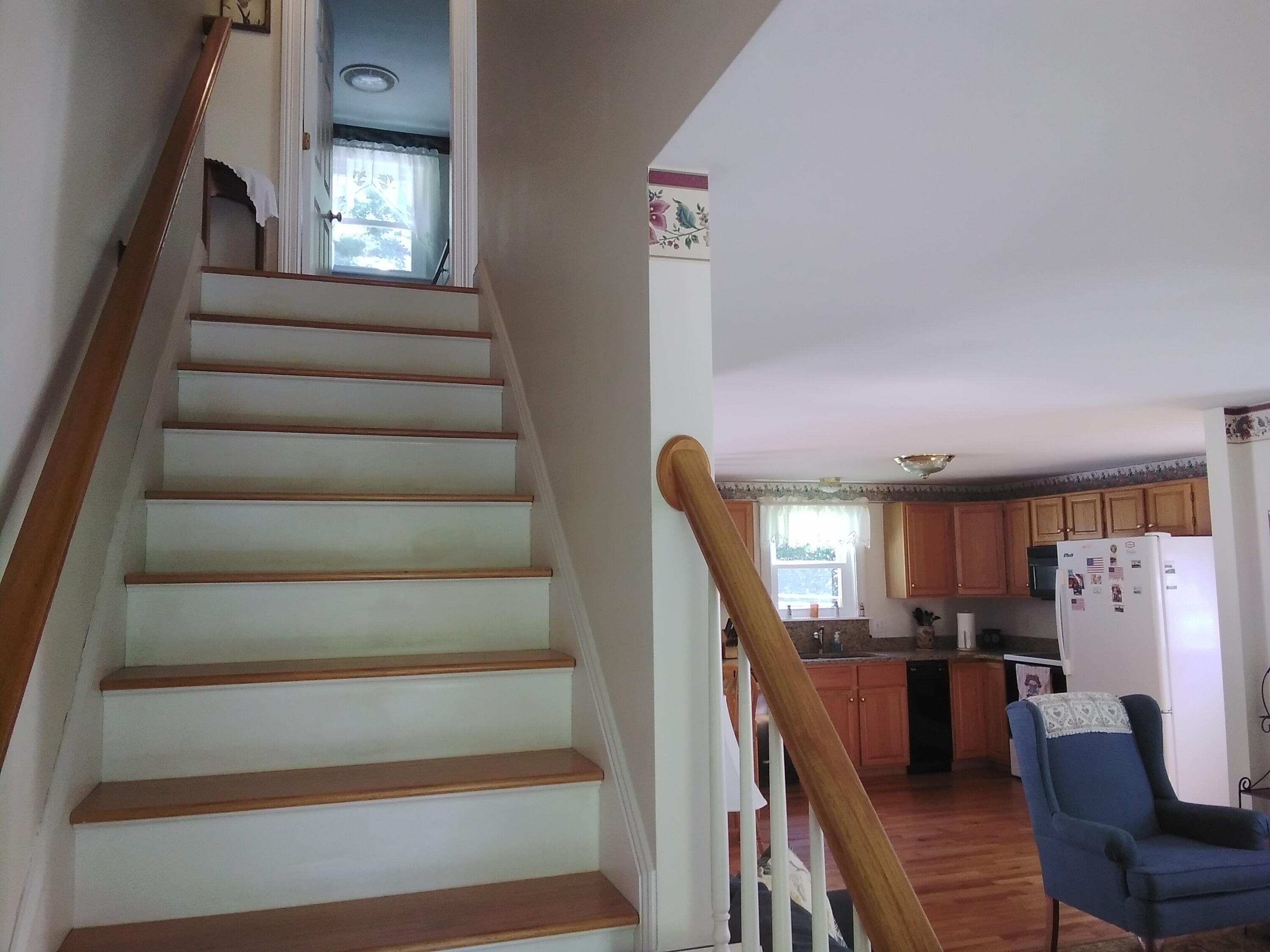 21 Chute Road Windham, ME 04062 - Photo 25 of 39 Staircase