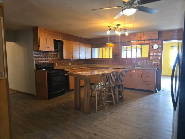 $330,000 | 200 Ruby Street, Sweet Springs, MO 65351