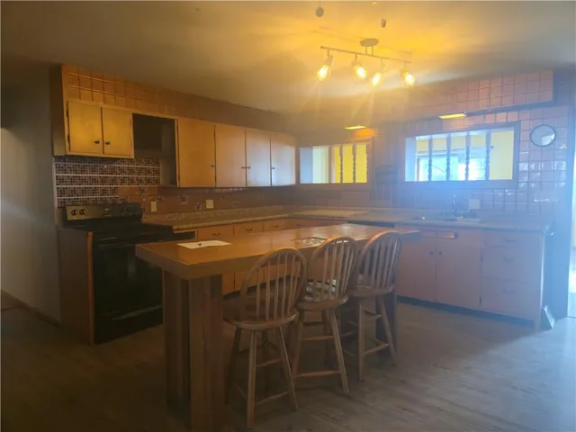 $330,000 | 200 Ruby Street, Sweet Springs, MO 65351