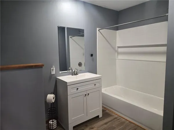 $315,000 | 200 Ruby Street, Sweet Springs, MO 65351