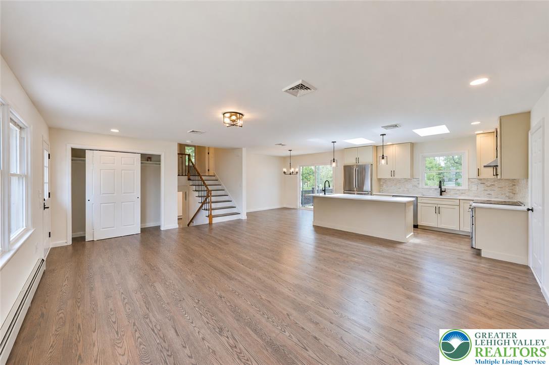 4830 Kernsville Road Orefield, PA 18069 - Photo 4 of 43