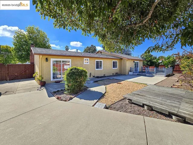 $749,000 | 1651 Michael Drive, Pinole, CA 94564