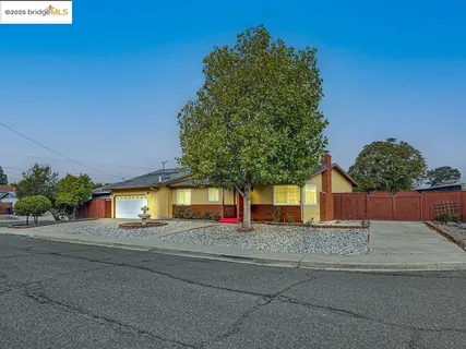 $749,000 | 1651 Michael Drive, Pinole, CA 94564