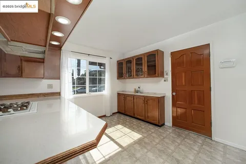 $749,000 | 1651 Michael Drive, Pinole, CA 94564