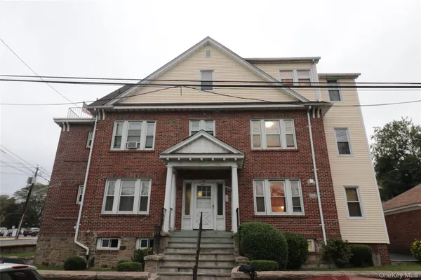 $2,500 | 594 Yonkers Avenue, Unit 5, Yonkers, NY 10704